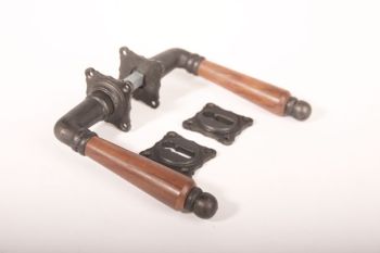 Deurkrukken oud grijs met rozetten en sleuterozetten - teakhout