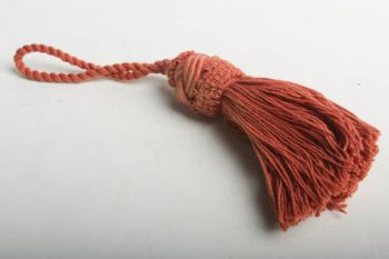 Sleutelkwast - stoffen sierkwast met lus oranje rood 120mm