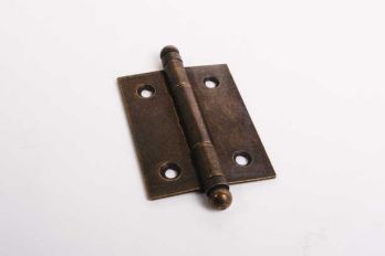 Scharnier brons antiek met bolletje 50x39mm bled in het midden