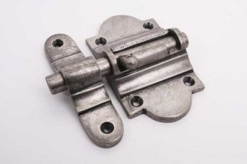 Schuif zilver antiek 50mm grendel met aanslag voor binnendeuren en buitendeuren