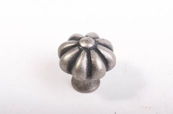 Knopje kroon zilver antiek 28mm met ronde, rechte voet