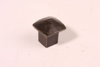 Knop roest vierkant 26mm brut