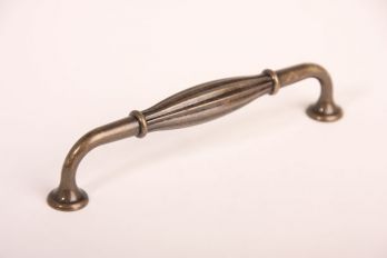 Greep brons antiek zamac met ribbel 128mm