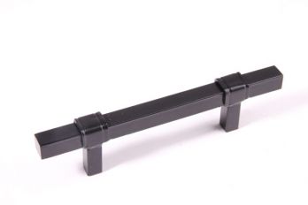 Greep zwart vierkante staf met lasnaad boormaat 128mm.