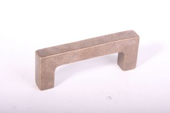 Greep vierkant 16mm brons antiek 96mm robuust