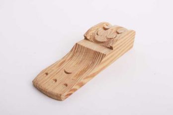 Houten ornament voor meubel hand gestoken van vuren 40mm