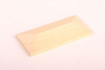 Vuren houten ornament rechthoekig schilddak vorm voor meubel 30x65mm