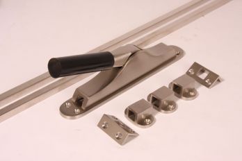 Schuifespagnolet Bauhaus Geborsteld nikkel en bakeliet + stangen