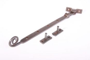 Raamuitzetter GESMEED met krul Roest of tinkleur 290mm - 8,5mm