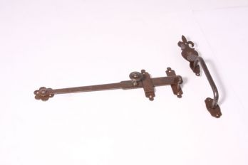 Klinkstel met hefboom voor staldeur roest 310mm set voor twee zijden