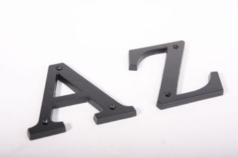 Huisletters zwart letter A-Z , &, @ en - 100mm