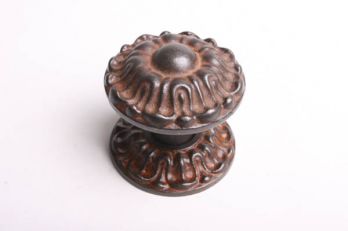 Deurknop landelijk klassiek gietijzer roest rond 71mm