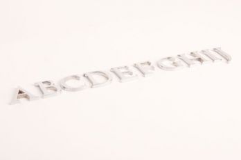 Letters voor teksten en namen blinkend chroom A-Z, &, @, - 40mm