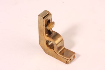 Trap roede houder klapoog 10mm brons antiek
