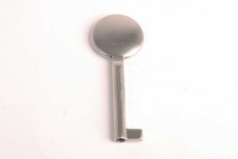 Moderne sleutel met dicht oog mat nikkel gat 40mm