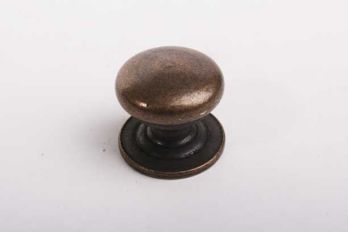 Meubelknop met grote voet brons antiek 30mm