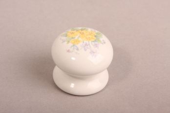 Porseleinen knop wit met gele bloemen rond 35mm