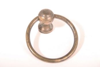 Ringgreep brons antiek 55mm diameter 5mm dik met boutje