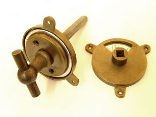 WC sluiting T-knop brons antiek, tinkleur of roest