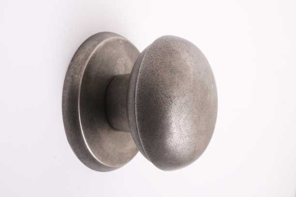 Bloemlezing taal perspectief Deurknop zilver antiek voor voordeur met rozet rond 80mm